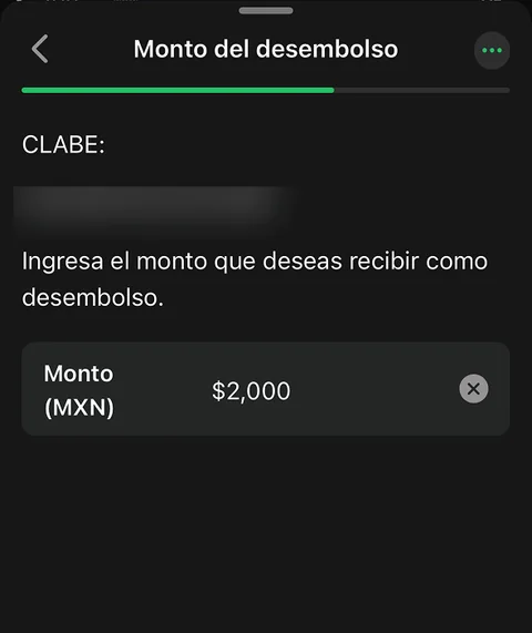WhatsApp con Meta Flows: formulario para ingresar el monto del desembolso. La CLABE aparece difuminada.